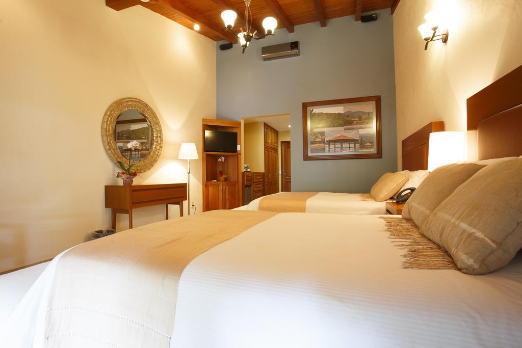 Hôtel Quinta Sauz à Tacámbaro de Codallos Extérieur photo